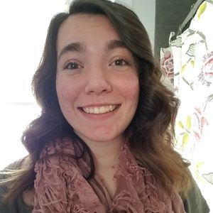 Meet your Posher, Elena